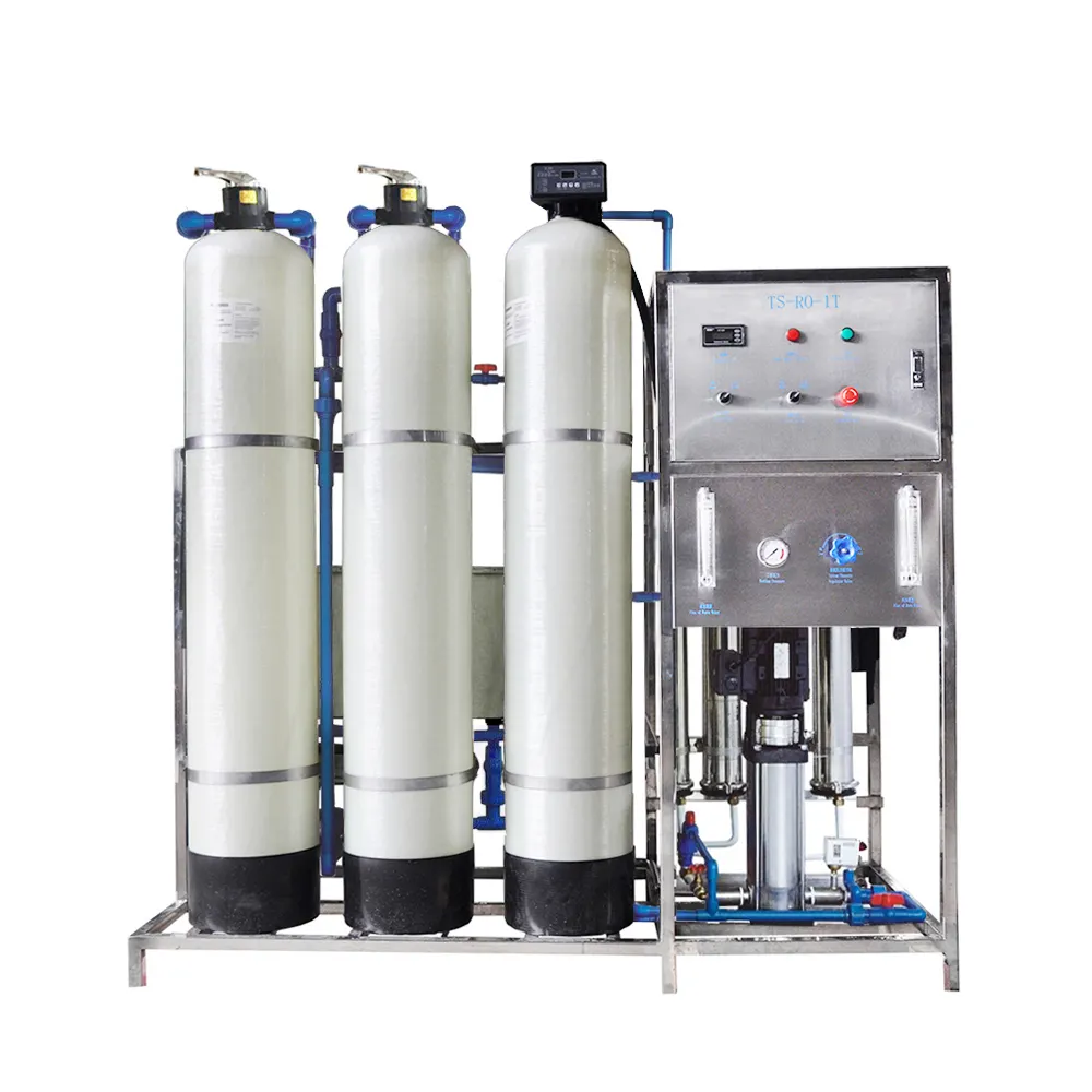 Appareil de purification et de purification d'eau, machine pour production d'eau pure