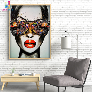 UNIART-Peinture sur toile <span class=keywords><strong>pour</strong></span> femme, art <span class=keywords><strong>mural</strong></span>, <span class=keywords><strong>image</strong></span> de rue, décoration de salon, <span class=keywords><strong>cadre</strong></span> en aluminium - Product Image 2