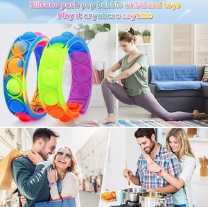 Jy Trẻ Em Chàng Trai Cô Gái Ủng Hộ OEM ODM BPA Miễn Phí An Toàn Lật Chống-Động Dâm gặm nhấm Giải Nén Thư Giãn Cổ Tay Popit <span class=keywords><strong>Fidget</strong></span> Ban Nhạc Đồ Chơi Pop Vòng Đeo Tay - Product Image 5