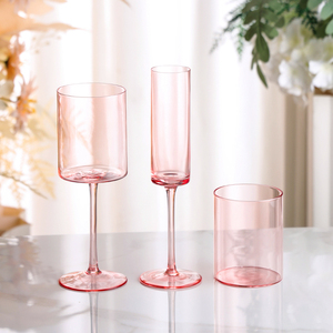 Set di bicchieri di vetro con flauto di vino colorato, chiaro color ambra color oliva e rosa fumo con cilindro spesso lungo stelo calice quadrato - Product Image 3