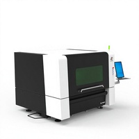 Découpeuse laser CNC de précision 1610 1390 avec couvercle de sécurité, machine de découpe laser à fibre intelligente et fermée 3000W pour pièces aérospatiales
