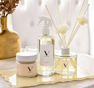 Regalo de fragancia <span class=keywords><strong>para</strong></span> el hogar vacío OEM ODM <span class=keywords><strong>para</strong></span> mujer y contenedor de decoración del hogar difusor de caña personalizado y juego de regalo de vela perfumada en vidrio - Product Image 2