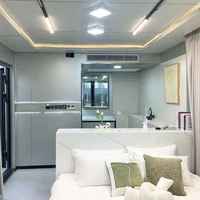 Maison-capsule spatiale de luxe, cabane modulaire préfabriquée pour hôtel de villégiature, glamping, hébergement panoramique avec fenêtre en verre