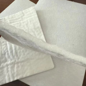 Geotextil No Tejido de Filamento Spunbond, Material Moderno Anti-UV para Aplicaciones en Piscifactorías, Camaroneras, Presas y Vertederos - Product Image 1