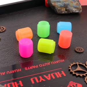 <span class=keywords><strong>Bouchon</strong></span> anti-poussière universel de roue de <span class=keywords><strong>voiture</strong></span> de moto Auto Glow Tire Stem Air <span class=keywords><strong>Valve</strong></span> Cover Light Auto Luminous car Tire <span class=keywords><strong>valve</strong></span> cap - Product Image 5