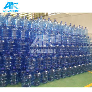 80BPH En Plastique PET Traitées Soufflage Machine Avec Main Alimentation Bouteille D'eau Ventilateur Pour <span class=keywords><strong>20</strong></span> Litres/Bouteilles De 5 Gallons - Product Image 3