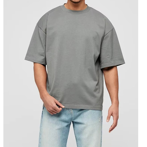 Camiseta de Hombre, Talla Grande, Color Gris Sólido, 100% Algodón, Manga Corta, Cuello Redondo, Casual, 190GSM, Corte Regular, Diseño Liso - Product Image 6