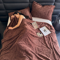 Home Flanelle Couverture à un jet de canapé Jacquard Papillon Couverture colorée Couverture en molleton de corail doux