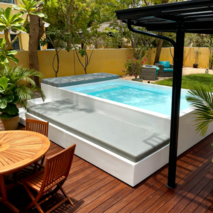 Piscina de Elegancia Sencilla con Diseño Minimalista y Acabados de Alta Gama - Product Image 3