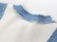 Robe courte en maille ajustée à manches courtes en denim patchwork pour femme, conçue pour le printemps et l'été, à simple boutonnage