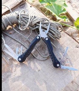 Multitool Pliers18-in-1 Kit pinza tascabile <span class=keywords><strong>multiuso</strong></span> strumento multifunzione caricato pieghevole <span class=keywords><strong>multiuso</strong></span> in acciaio inossidabile - Product Image 6