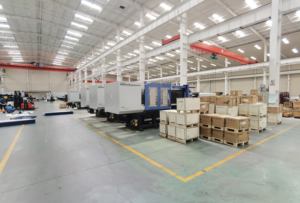 GF780CEH 780 ton totalmente automático feito na china máquina de moldagem de balde de plástico para pintura - Product Image 6