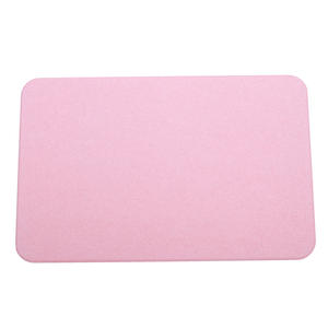 Tapis de séchage pour salle de bain et cuisine en terre de diatomées rose et blanc - Product Image 1