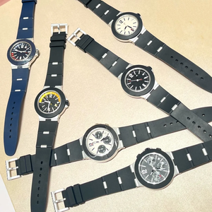 Reloj Mecánico de Cuerda Automática con Bisel de Cerámica, Diseño de Esfera de Cronógrafo de Tres Ojos, Función Luminosa y Correa de Goma - Product Image 1