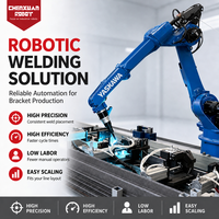 Station de soudage robotisée efficace, robot soudeur automatique à 6 axes pour la production en série de supports de rouleaux