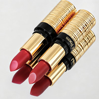 Vente en gros de maquillage, rouge à lèvres de luxe hautement pigmenté, gloss à lèvres velours, rouge à lèvres mat longue tenue facile à appliquer, ne colle pas au verre