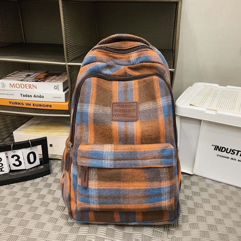 Brown and blue plaid without pendants