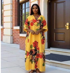 Robe décontractée élégante et tendance pour femme 2026, nouvelle collection, imprimé rose jaune africain, col en V, manches chauve-souris amples - Product Image 1