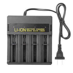 Cargador de batería de litio, 4 ranuras, 18650, 26650, carga rápida, parada automática para baterías de linterna - Product Image 5