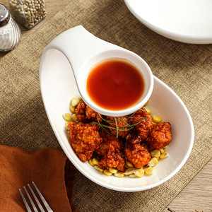 Modern Garden Green Ceramic Tableware Set High Quality Home Dinnerware with Eco-Friendly Salad Bowl for Pasta Made from <b>Clay</b> - Product Image 5