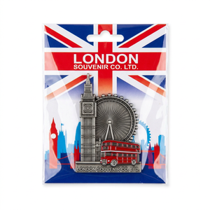 Aimant Souvenir de Londres, Symbole Icônique de la Ville, Design Métallique Gaufré Exquis, Cadeau pour Voyageurs et Collectionneurs - Product Image 4