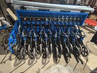 Semoir à blé 12 rangs / Semoir rotatif intégré / Semoir pour blé, avoine et céréales / Semoir robuste tracté par tracteur