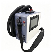 Machine de nettoyage au laser pulsé de type valise 300W avec source laser JPT Mopa, machine de nettoyage au laser portable pour la rouille et la peinture