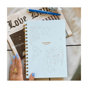 LABON, diario de viaje, cuaderno, espiral, diseño de mapa del mundo, regalo de Wanderlust para viajeros, planificador de memoria de aventura personalizado - Product Image 1