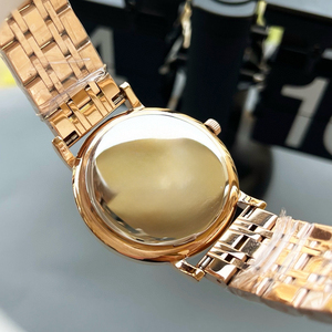 Montre-bracelet pour couples, nouveau style, mouvement à quartz, verre minéral, diamètre 40 mm pour homme, 30 mm pour femme - Product Image 6