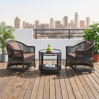Ensemble table et chaises de balcon en rotin style décontracté, directement de l'usine ; Chaises de salle à manger tressées intérieur-extérieur pour patios, jardins, maisons d'hôtes