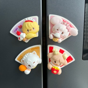 กล่องสุ่มของเล่นมิกโก้แฟมิลี่บอนดิ้ง: ฟิกเกอร์แม่เหล็ก PVC 6 ตัว + ของลับ สอนการแบ่งปันและการจัดเรียง ปลอดภัยสำหรับเด็กอายุ 3 ปีขึ้นไป โรงงานโดยตรง - Product Image 1