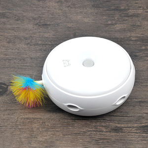 Jouet grattoir pour chat, souris en peluche électrique automatique amusante, plateau de jeu rotatif pour l'exercice des animaux - Product Image 2