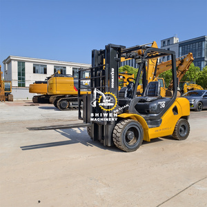Montacargas Diésel Usado Komatsu FD30 de 3 Toneladas, Venta Directa de Fábrica, Material de Manipulación de Mercancías de Japón, Motor de Alta Eficiencia - Product Image 5