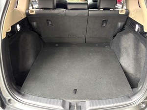 <span class=keywords><strong>Honda</strong></span> CR-V 240TURBO Edición Negra 2021, SUV Familiar de 5 Asientos, Auto Usado - Product Image 5