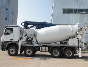 Camión Mezclador de Concreto con Bomba Integrada de 24M para Construcción de Viviendas Rurales e Ingeniería - Product Image 2