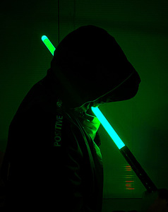 อุปกรณ์ตกแต่งเรืองแสง LED สำหรับคอสเพลย์ของเล่นดาบเรืองแสงพร้อมไฟแฟลชสำหรับงานสำเร็จการศึกษาและของขวัญวันวาเลนไทน์ - Product Image 5