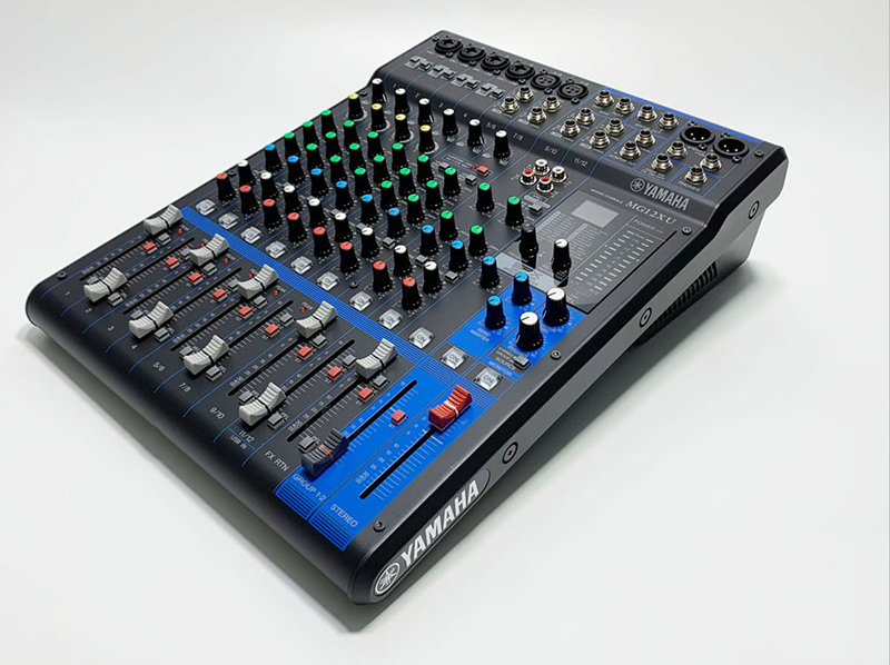 【美品】YAMAHA MG16XU s-l2400.jpg