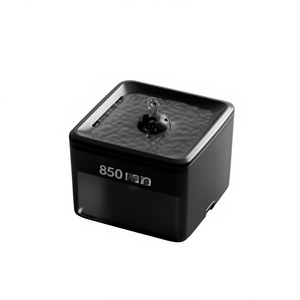 Ciotola quadrata per animali domestici da 850 mm, 3800 ml, alimentata tramite USB, nera, per cani e gatti - Product Image 1