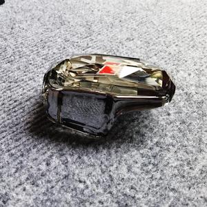 Pommeau <span class=keywords><strong>de</strong></span> levier <span class=keywords><strong>de</strong></span> vitesses en cristal pour Audi A4 <span class=keywords><strong>conduite</strong></span> à droite automatique, logo S Line argenté, accessoire intérieur <span class=keywords><strong>de</strong></span> voiture - Product Image 1