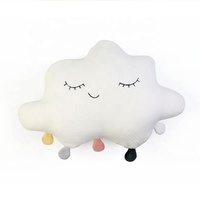 Oreiller Design de mode 100% Polyester nuage moderne dessin animé créatif en peluche canapé-lit coussin oreiller pour la décoration de la maison