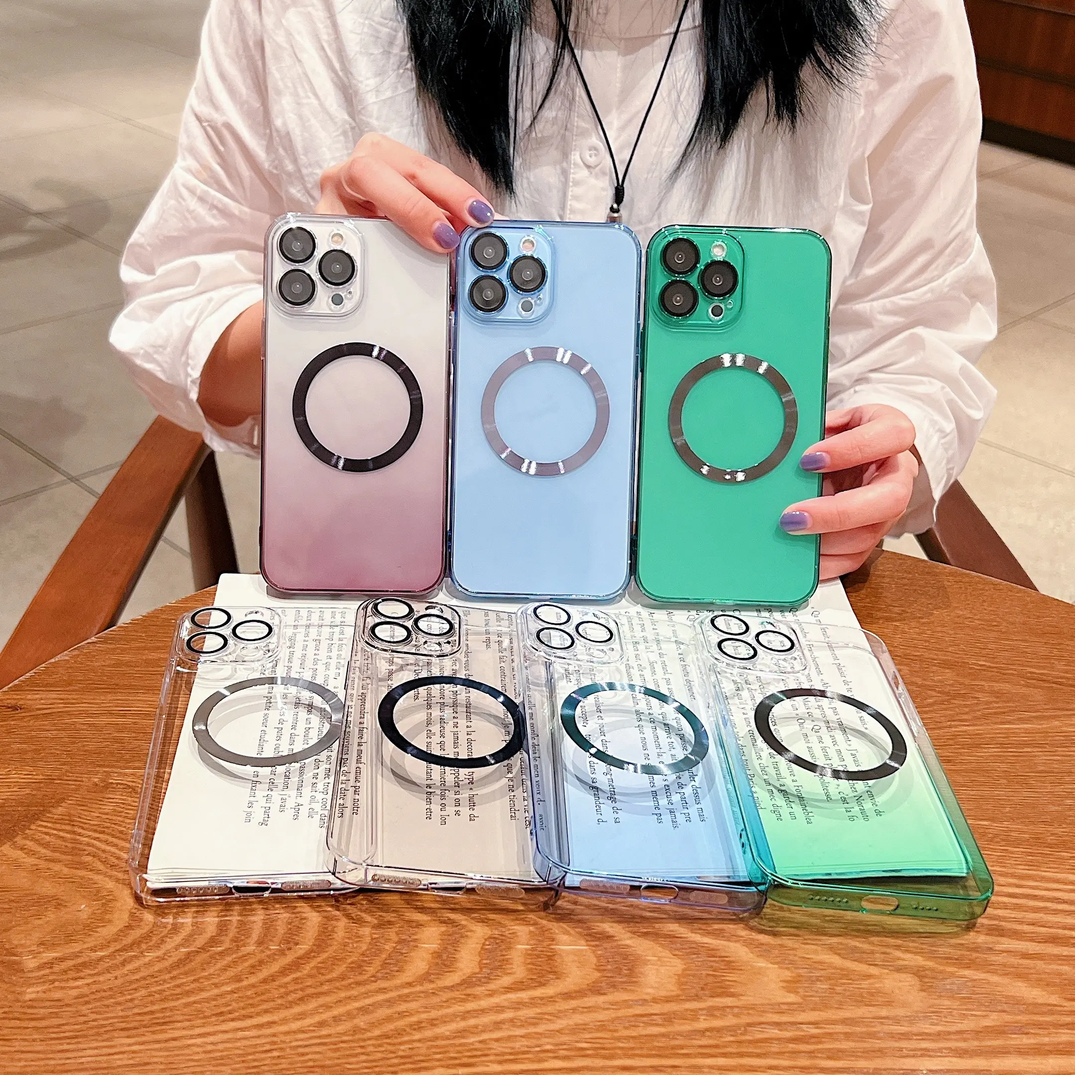 2023 new product PC gradient transparent love magnetic wireless charging magsafeic phone case for iPhone 12 13 14 Pro max