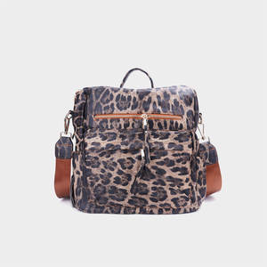 กระเป๋าเป้สะพายหลังโพลีเอสเตอร์กันน้ำสำหรับผู้หญิงลายเสือดาวความจุขนาดใหญ่สายสะพายไหล่แบบถอดได้กระเป๋าเดินทางแบบมีซิป รุ่น 152164 - Product Image 5