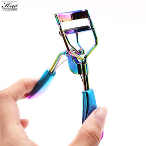 Rizador de Pestañas de Acero Inoxidable con Diseño Arcoíris, Herramienta de Maquillaje y Cuidado Personal, Venta al Por Mayor - Product Image 4