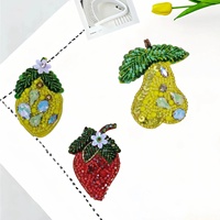 Patchs brodés faits main en perles, motifs fruits (poire, citron, fraise) pour sacs, coques de téléphone, vêtements DIY - Vente en gros fabricant