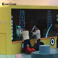 Parque Infantil Interior con Pared de Agua Virtual 3D, Juegos Interactivos Somatosensoriales con Pantalla Táctil Fluida, Estructura Metálica y Pantalla Grande