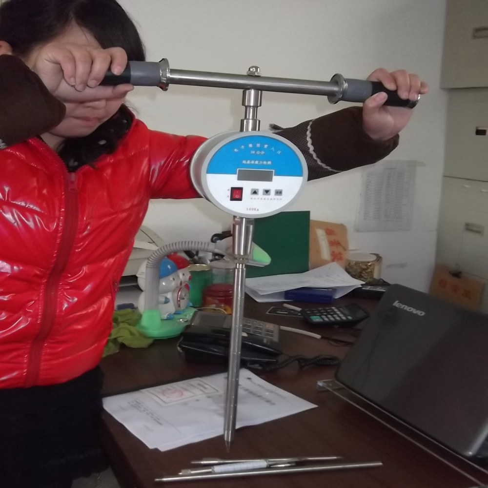 C027 Pénétromètre électronique à anneau de charge pour essai de portance des sols sur site