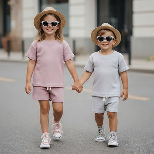 Set di <span class=keywords><strong>Abbigliamento</strong></span> <span class=keywords><strong>Estivo</strong></span> per Bambini in Puro Cotone 100% Stile Waffle Casual per Esterno Completo <span class=keywords><strong>Estivo</strong></span> 2 Pezzi Maglietta e Pantaloncini per Neonati - Product Image 1