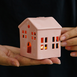 Porte-bougie en céramique Love Cottage, porte-bougie chauffe-plat Cozy House, petite cabane d'amour, porte-bougie de Noël - Product Image 4