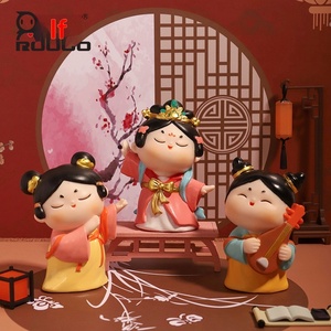 Ornements en résine de la série 'Huit Arts' sur les Dames de la Cour Tang Anciennes, figurines créatives de femmes talentueuses de style national classique, faites à la main - Product Image 3