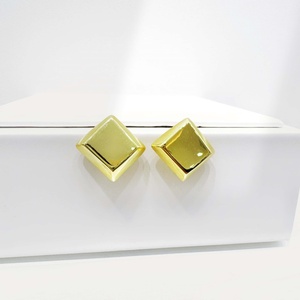 Boucles d'oreilles clous géométriques en argent sterling 925 plaqué or, zircon, hypoallergéniques, style occidental simple, pour usage quotidien - Product Image 1